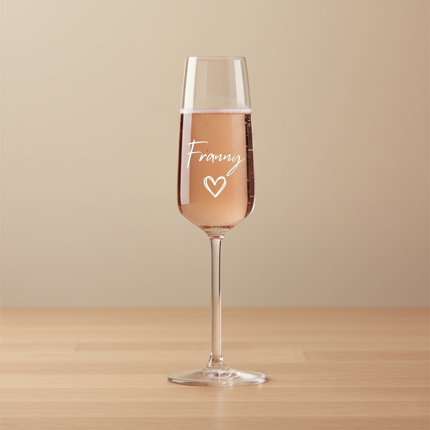 Personalisiertes Sektglas mit Namensgravur „Franny“ und Herz, elegantes Geschenk für besondere Anlässe