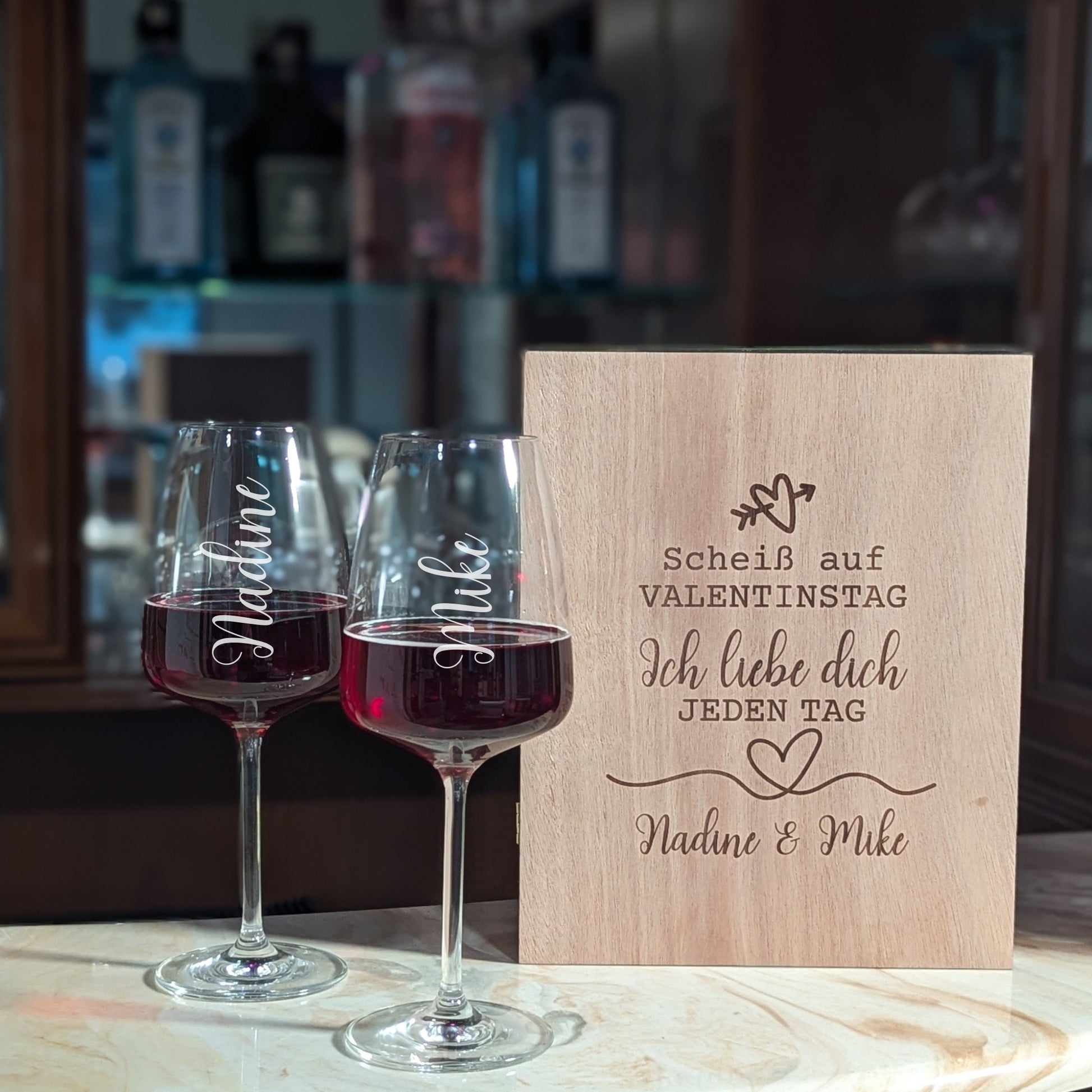 Personalisierte Weingläser mit Namen – Eingabe der gewünschten Personalisierung